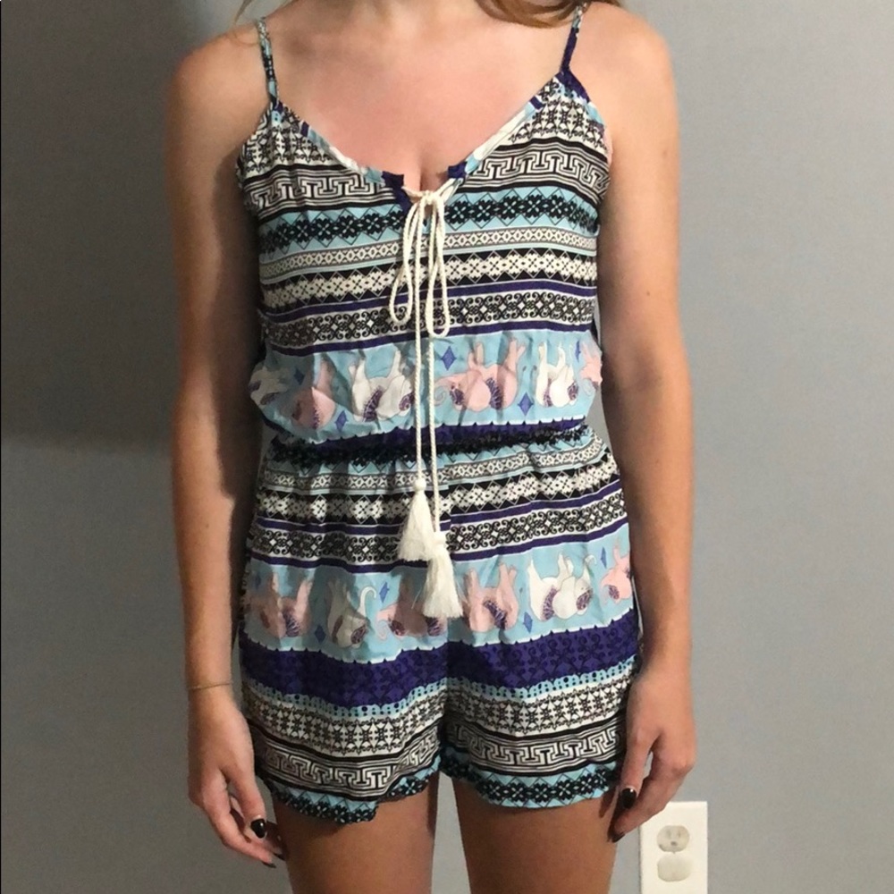 Rue 21 elephant jumper NWT